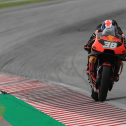 <p>Photos courtesy of<span>&nbsp;</span><strong>Red Bull KTM Factory Racing -&nbsp;</strong><strong>©<strong>Gold and Goose</strong></strong>
</p>