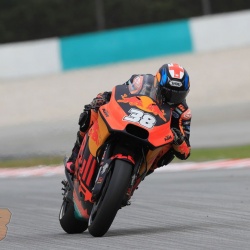 <p>Photos courtesy of<span>&nbsp;</span><strong>Red Bull KTM Factory Racing -&nbsp;</strong><strong>©<strong>Gold and Goose</strong></strong>
</p>