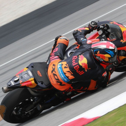 <p>Photos courtesy of<span>&nbsp;</span><strong>Red Bull KTM Factory Racing -&nbsp;</strong><strong>©<strong>Gold and Goose</strong></strong>
</p>