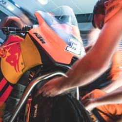 <p>Photos courtesy of<span>&nbsp;</span><strong>Red Bull KTM Factory Racing - ©Marcin Kin</strong></p>