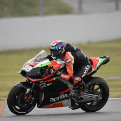 <p>Photos courtesy of<span>&nbsp;<strong>©</strong></span><strong>Aprilia Racing Team Gresini</strong></p>