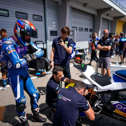 <p>Photos courtesy of<span>&nbsp;</span><strong>©ONE Energy Racing</strong></p>