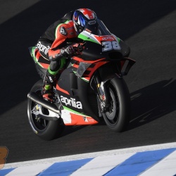 <p>Photos courtesy of<span>&nbsp;<strong>©</strong></span><strong>Aprilia Racing Team Gresini</strong></p>