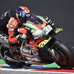 <p>Photos courtesy of<span>&nbsp;<strong>©</strong></span><strong>Aprilia Racing Team Gresini</strong></p>