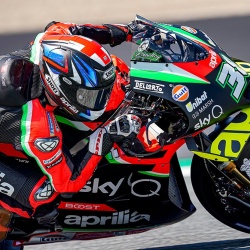 <p>Photos courtesy of<span>&nbsp;<strong>©</strong></span><strong>Aprilia Racing Team Gresini</strong></p>