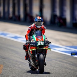 <p>Photos courtesy of<span>&nbsp;<strong>©</strong></span><strong>Aprilia Racing Team Gresini</strong></p>