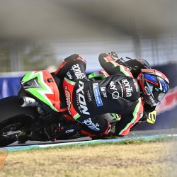 <p>Photos courtesy of<span>&nbsp;<strong>©</strong></span><strong>Aprilia Racing Team Gresini</strong></p>