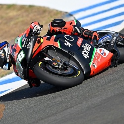 <p>Photos courtesy of<span>&nbsp;<strong>©</strong></span><strong>Aprilia Racing Team Gresini</strong></p>