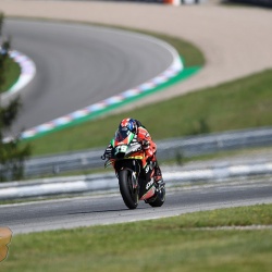 <p>Photos courtesy of<span>&nbsp;<strong>©</strong></span><strong>Aprilia Racing Team Gresini</strong></p>