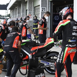 <p>Photos courtesy of<span>&nbsp;<strong>©</strong></span><strong>Aprilia Racing Team Gresini</strong></p>