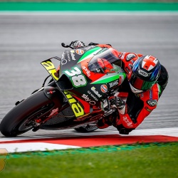 <p>Photos courtesy of<span>&nbsp;<strong>©</strong></span><strong>Aprilia Racing Team Gresini</strong></p>