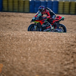 <p>Photos courtesy of<span>&nbsp;<strong>©</strong></span><strong>Aprilia Racing Team Gresini</strong></p>