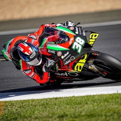 <p>Photos courtesy of<span>&nbsp;<strong>©</strong></span><strong>Aprilia Racing Team Gresini</strong></p>