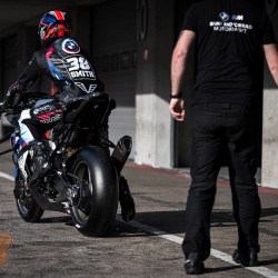 <p>Photos courtesy of<span>&nbsp;<strong><strong><strong>©BMW&nbsp;</strong></strong></strong></span><strong>Motorrad Motorsport</strong></p>