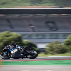 <p>Photos courtesy of<span>&nbsp;<strong><strong><strong>©BMW&nbsp;</strong></strong></strong></span><strong>Motorrad Motorsport</strong></p>