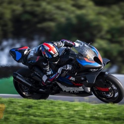 <p>Photos courtesy of<span>&nbsp;<strong><strong><strong>©BMW&nbsp;</strong></strong></strong></span><strong>Motorrad Motorsport</strong></p>