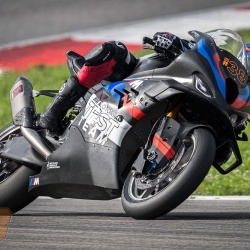 <p>Photos courtesy of<span>&nbsp;<strong><strong><strong>©BMW&nbsp;</strong></strong></strong></span><strong>Motorrad Motorsport</strong></p>