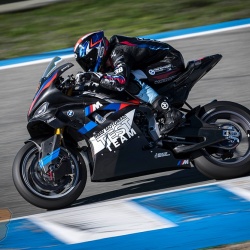 <p>Photos courtesy of<span>&nbsp;<strong><strong><strong>©BMW&nbsp;</strong></strong></strong></span><strong>Motorrad Motorsport</strong></p>